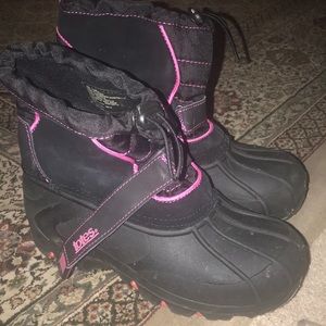 Totes Snow Boots